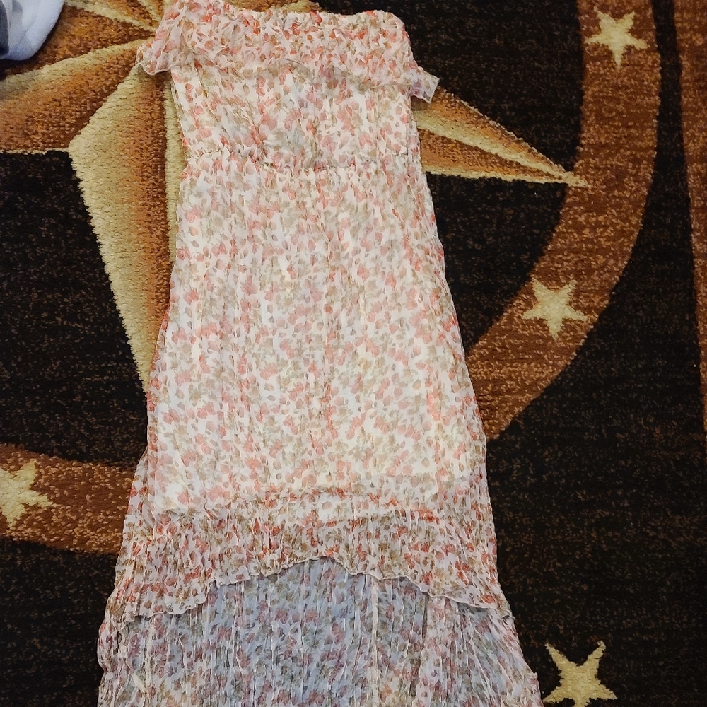 Dress - Picture 3 of 9